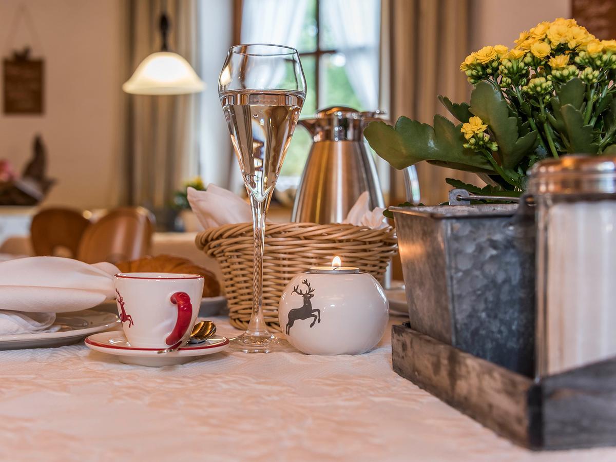 אינינג אם אמרזי Hotel Mutz Garni מראה חיצוני תמונה