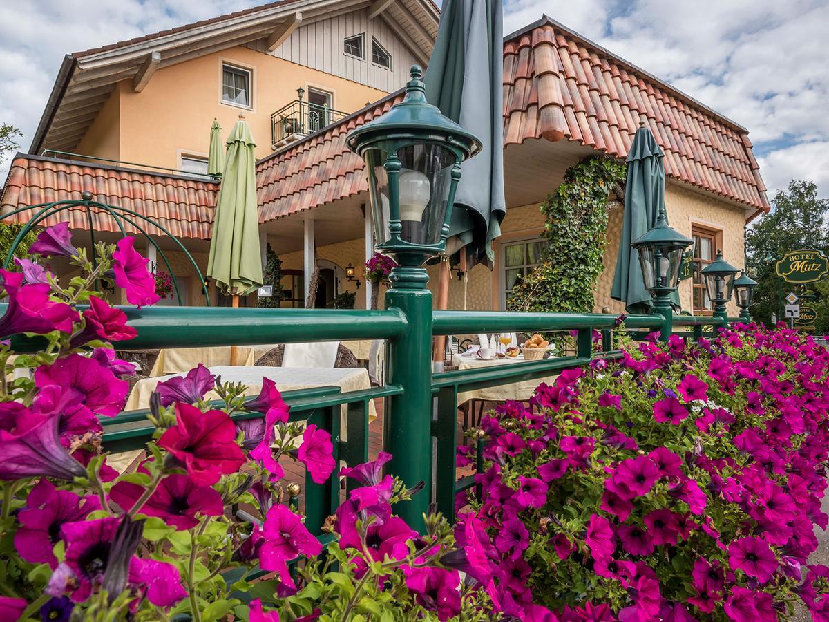 אינינג אם אמרזי Hotel Mutz Garni מראה חיצוני תמונה